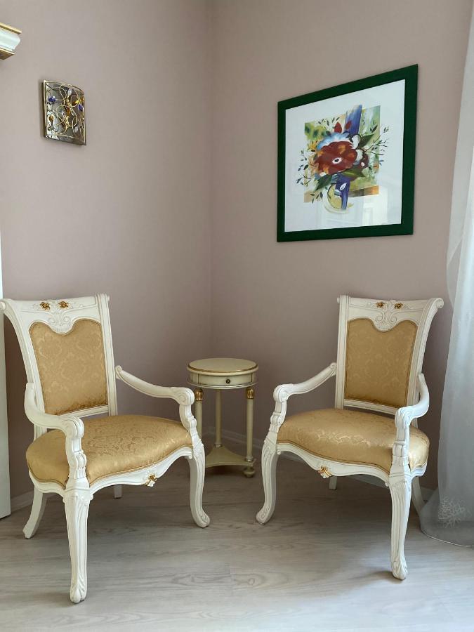 Grand Apartment Lviv Exterior photo